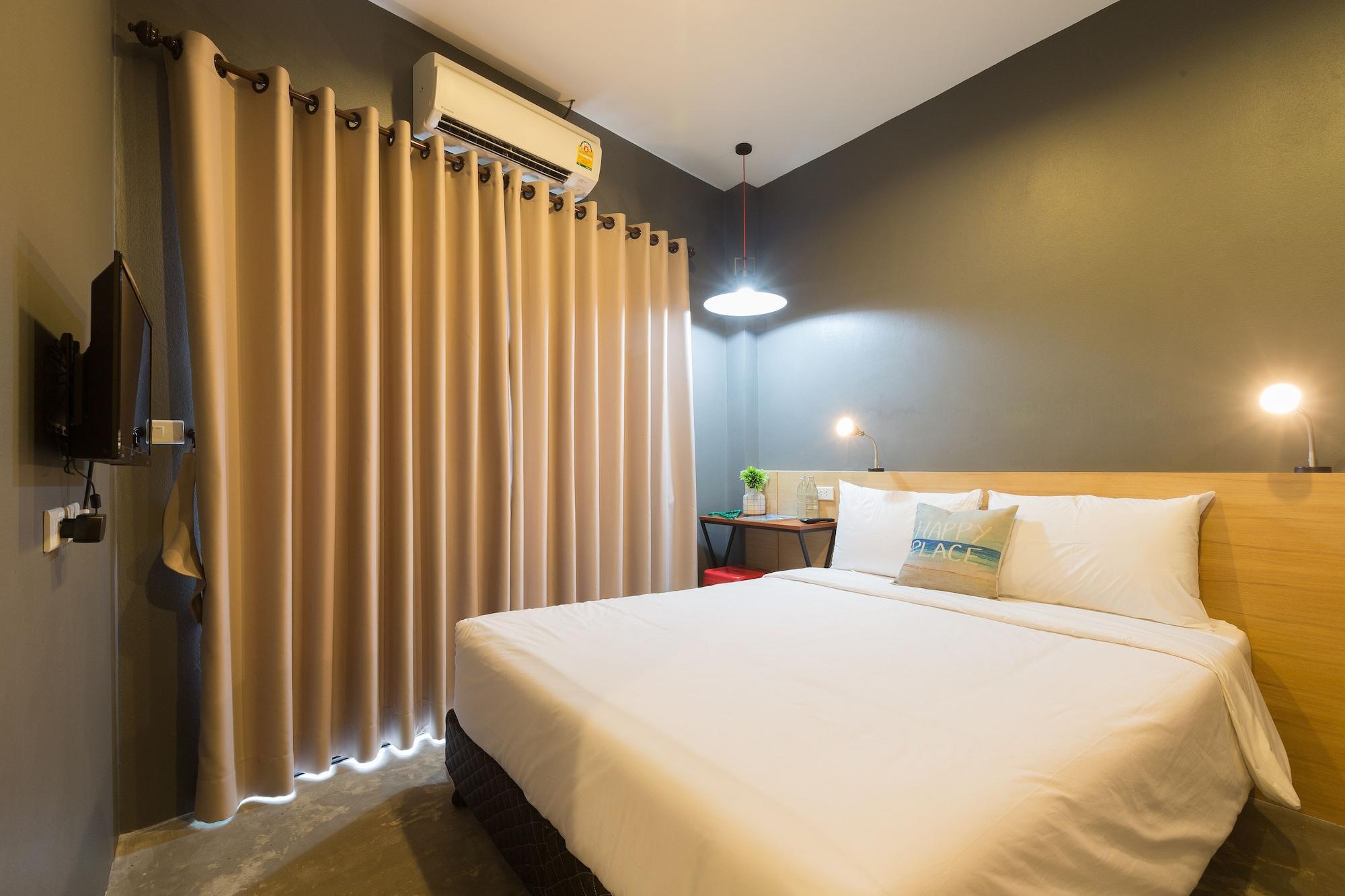 Hostel Srisuksant Square Krabi town Exterior foto