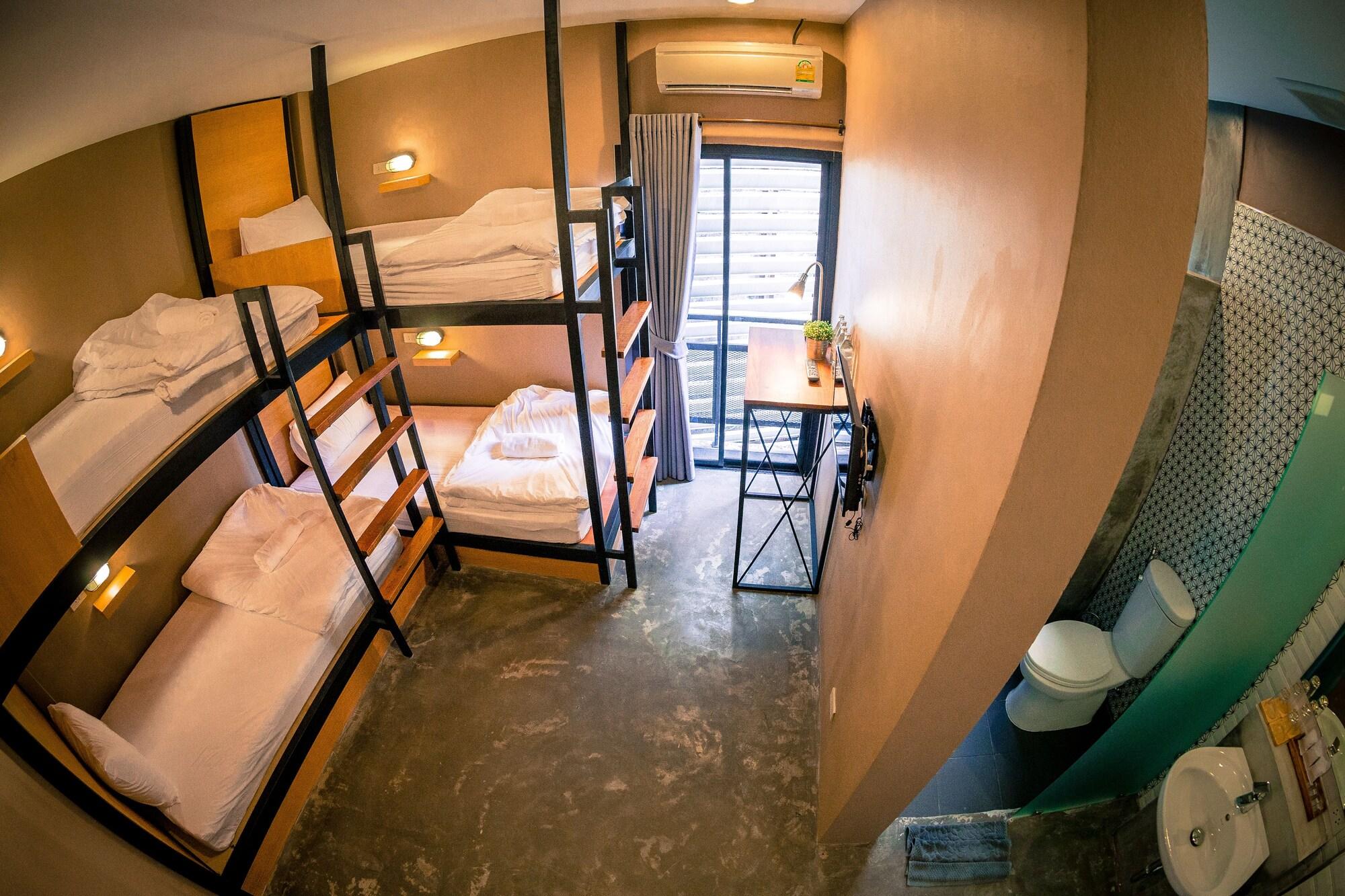 Hostel Srisuksant Square Krabi town Exterior foto