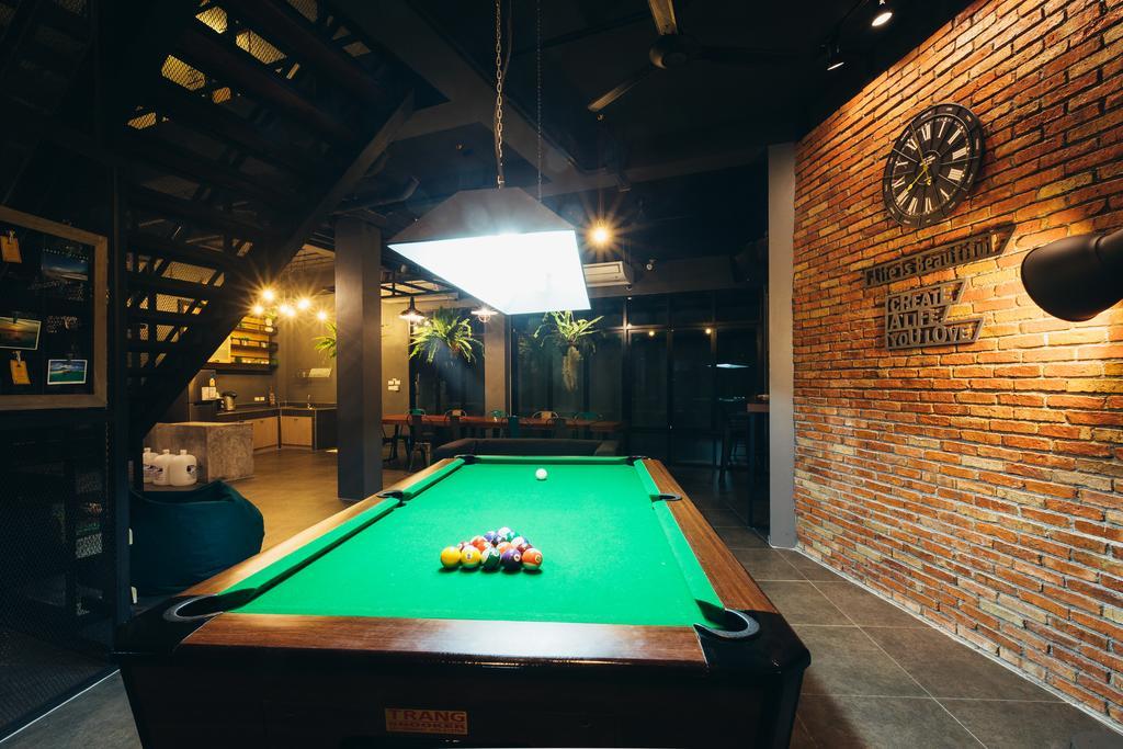 Hostel Srisuksant Square Krabi town Exterior foto