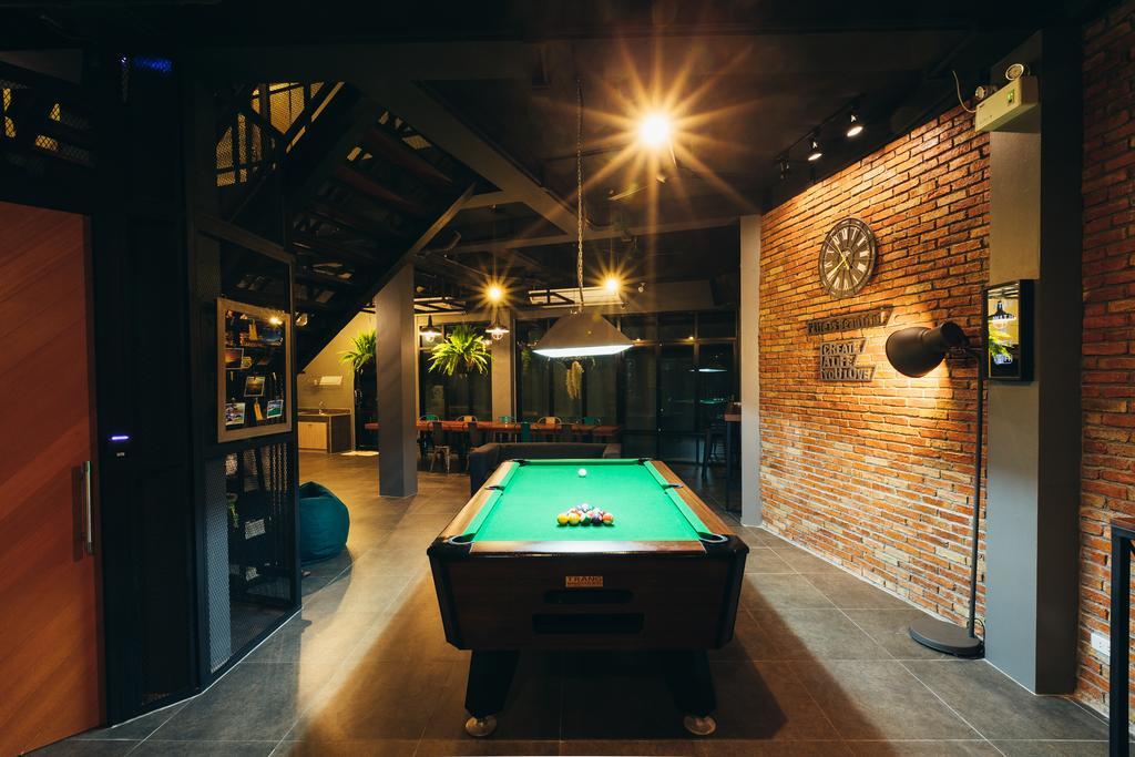 Hostel Srisuksant Square Krabi town Exterior foto