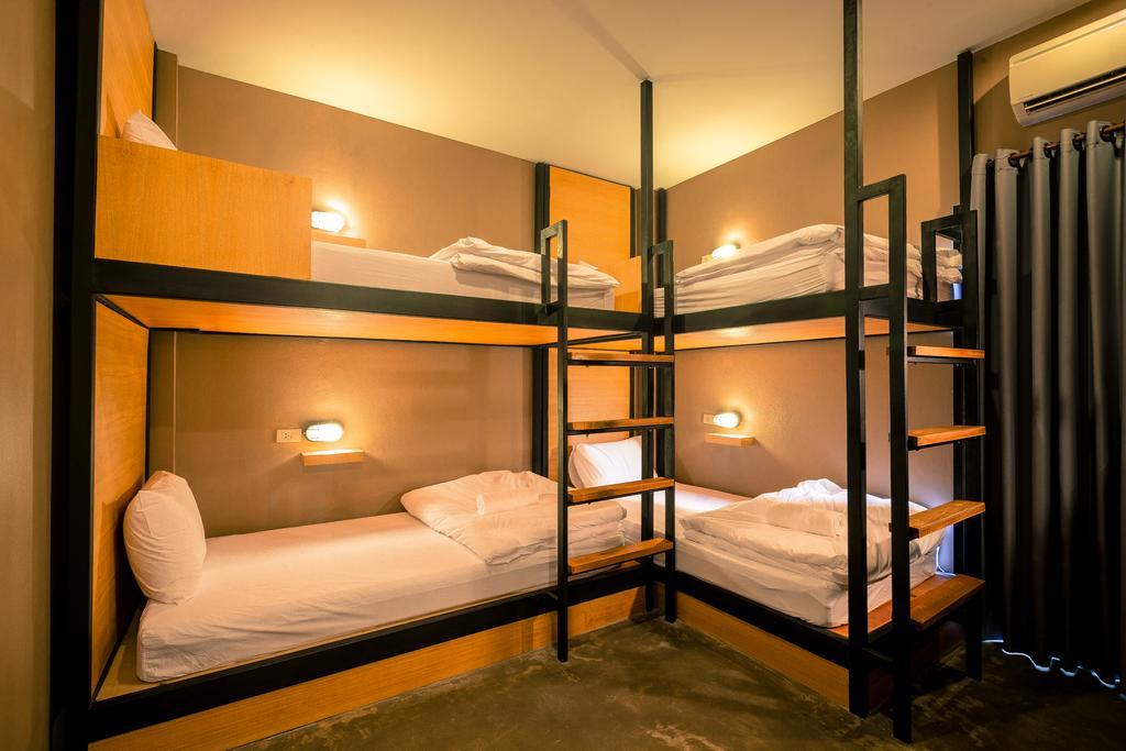 Hostel Srisuksant Square Krabi town Exterior foto