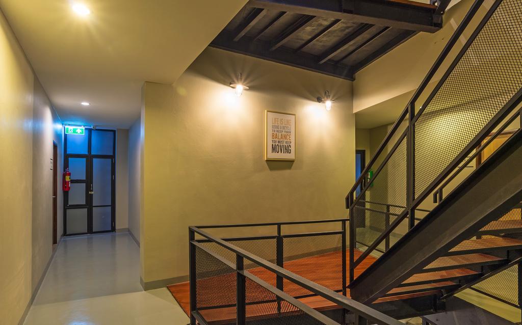 Hostel Srisuksant Square Krabi town Exterior foto